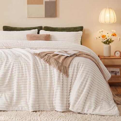 HYLEORY Fluffy Queen Comforter Set 3 Pieces - Fleece Fluffy Soft & Warm Plush Cream White Comforter Sets, Luxury Fuzzy Bedding Sets, All Season Heavy Bed Set Queen Size with 2 Pillowcases