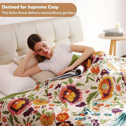 VANJOROY Boho Throw Blanket, 100% Organic Cotton Breathable Ultra Soft 91" x 108" King Bed Quilt Throw - All Season Floral Rustic Farmhouse Decor Luxury Blanket for Sofa Couch Chair and Gift