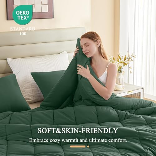 132x120 Alaskan King Comforter, Extra Large King Size Comforter Oversized, All Season Soft Lightweight Quilt Down Alternative Duvet Insert with 8 Corner Tabs(120x132, Emerald Green)