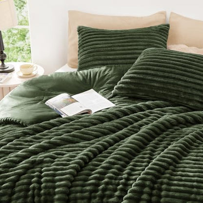 EXQ Home Fluffy Comforter Set King Size,3 Pieces Bed Set,Olive Green