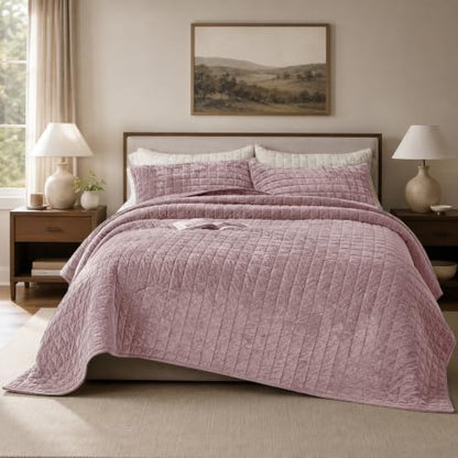 Quilt Set California King Size 106x118 Luxurious Velvet Bedding Sets with 2 Pillow Shams 20x36 3 Pieces Ultra Soft Quilted Bedspread Coverlet Comforter for All Season, Pink