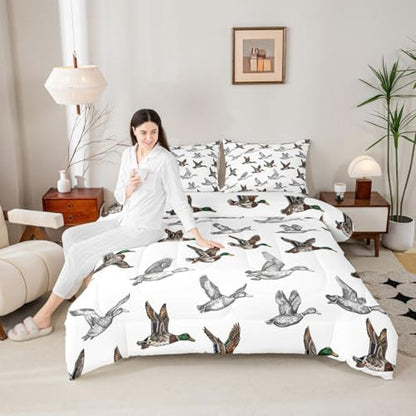 Feelyou Duck Hunter Comforter Set Queen Size Hunting Theme Bedding Set for Kids Boys Girls Mallard Duck Duvet Quilt Wild Animal Bedroom Decor Microfiber 3 Pcs with 2 Pillow Cases