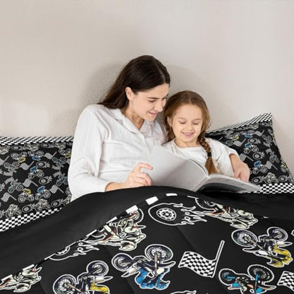 Feelyou Dirt Bike Bedding Set Soft for Boys Girls, Motorbike Comforter Set King Size Racing Motocross Rider Duvet Quilt Microfiber Motorcycle Bedroom Decor Extreme Sports 3 Pcs with 2 Pillow Cases