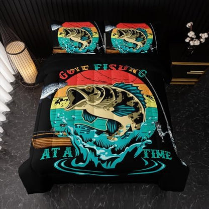 Nttopship Big Pike Fish Comforter Set,Bass Fishing Comforter Set for Boys Girls Children Fishing and Hunting Room Decor King Size with 2 Pillow Case