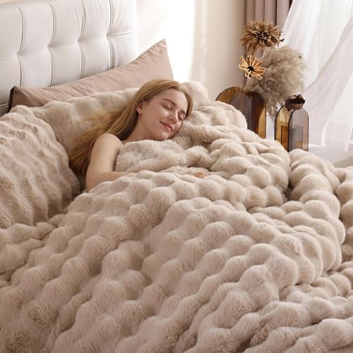 YIKUSH King Faux Fur Soft Comforter Set, Fluffy Linen Rabbit Fur Comforter