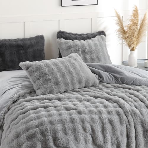 YIKUSH King Faux Fur Comforter Set, Fluffy Light Gray Rabbit Fur Comforter