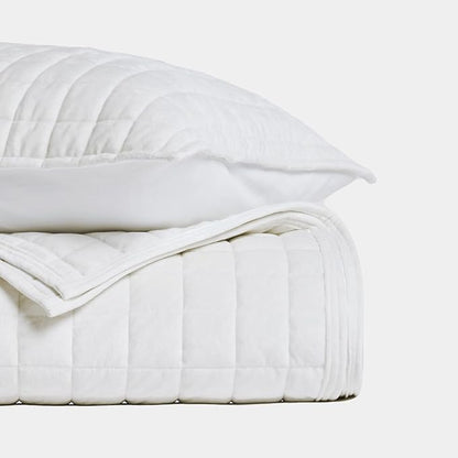 RECYCO Luxury Velvet Quilt Set Twin/Twin XL Size Bedding Sets, Ultra Soft Velvet Comforter Set, Lightweight Channel Box Stitch Oversized Bedspread Coverlet for All Season, with 1 Sham, Bright White