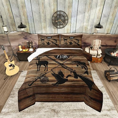 Retro Hunt Fish Comforter Set Twin Size,Retro Farm Wooden Board Quilt Set for Kids Boys Bedroom Collection,Deer Bird Fish Animal Hunting Polyester Bedding with 1 Pillowcase,2Pcs