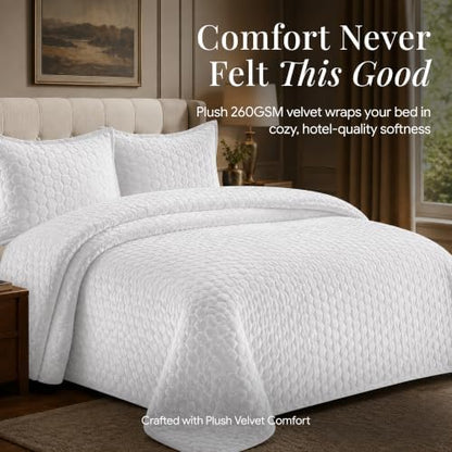 Tribeca Living Lugano Oversized Velvet Quilt Set - All Season, Extra Large, 3 Piece King Size Comforter Set with 2 Pillow Shams in White Honeycomb Pattern 260GSM