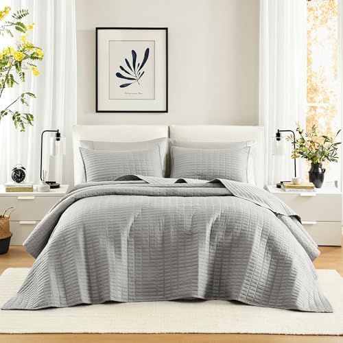 Comfort Spaces Oversized Bedspread King Quilt Set 3 Piece 120 x 118" Grey