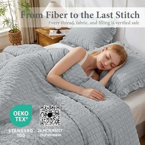 JOLLYVOGUE Light Grey Queen Comforter Set, 3 Pieces Seersucker Comforters Queen Size, Lightweight & Fluffy Bedding Sets Queen for All Season with 1 Ruffle Comforter and 2 Ruffle Pillowshams