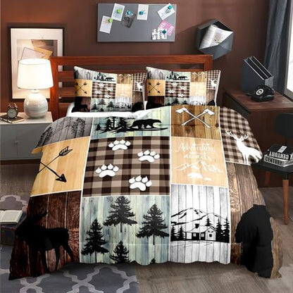 LUVIVIHOME 3PCS Farmhouse Comforter Set King, Black Bear Deer Elk Moose Woodland Forest Animals Wildlife Hunting Vintage Brown Plaid Patchwork Lodge Country Rustic Cabin Bedding Quilt, 2 Pillow Shams