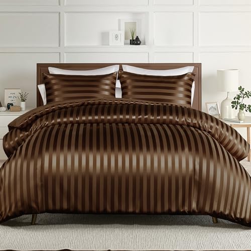 Whale Flotilla 3-Piece Reversible Silky Soft Breathable Queen Comforter Set