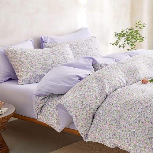 Wake In Cloud - Floral Comforter Set, Cute Vintage Flower Cottagecore Aesthetic for Women Teen Girls, Soft Lightweight Dorm Bedding, 3 Pieces, Lilac, Twin/Twin XL Size