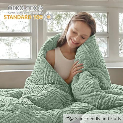 Homelike Moment Fluffy King Size Comforter Set - Sage Green Warm Comforter for Winter King Bed Set 3 Piece