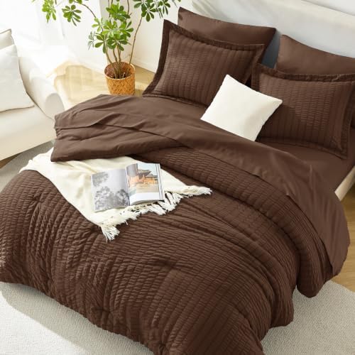 HIMEET Queen Comforter Set, 7-Piece Seersucker Bed in a Bag, Brown