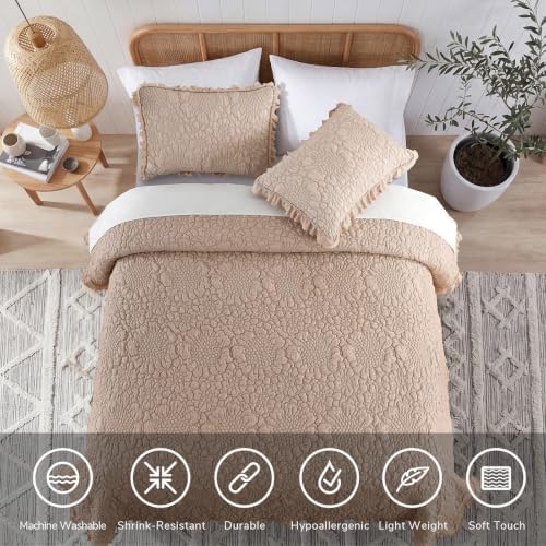 HORIMOTE HOME Pinkish Grey Ruffled Quilt King Size, Stone-Washed Lightweight Crinkled Farmhouse Rustic Shabby Chic Bedding Set, 3 Pieces Reversible Bedspread with Pillow Shams for All Season