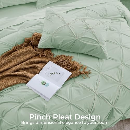 Sasttie Full Size Comforter Set, 7-Piece Bed in a Bag, Pintuck Bedding Set for All Season, Includes Comforter, Flat Sheet, Fitted Sheet, Pillowcases and Pillowshams, Light Sage Green