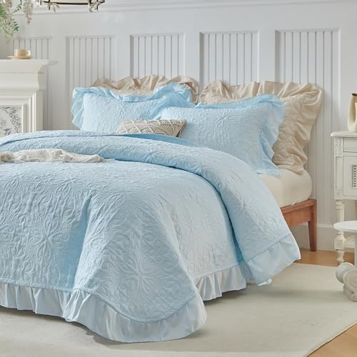 Ruffles Quilt Set Queen Size 96 * 96in - 3 Pieces Solid Shabby Chic Farmhouse Ruffled Bedding Rustic Coverlet Lightweight Fluffy Summer Oversized Bedspread with Shams for Women Men Light Blue