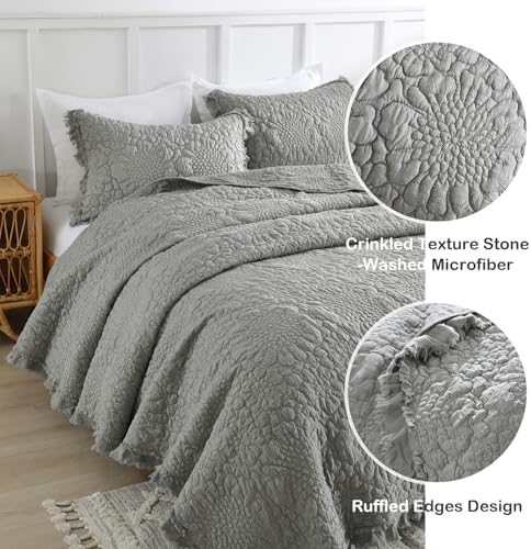 HORIMOTE HOME Dark Grey Ruffled Quilt King Size, Stone-Washed Microfiber Lightweight Crinkled Farmhouse Rustic Shabby Chic Bedding Set, 3 Pieces Reversible Bedspread with Pillow Shams for All Season