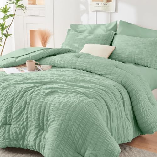 HYMOKEGE Sage Green Twin XL Comforter Set Seersucker 5 Pieces, All Season Luxury Bed in a Bag for Bedroom, Bedding Set with Comforter, Sheets, Pillowcase & Sham