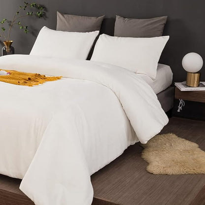 CLOTHKNOW White Comforter Set California King Velvet Bedding Sets Soft Flannel Comforters White Comforter with 2 x Pillow Cases