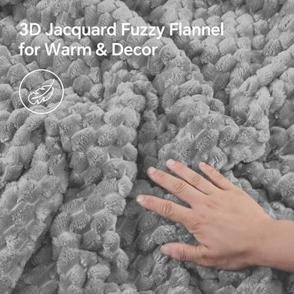 BEDELITE Fluffy Queen Comforter Set, Light Grey Fleece Bed Set 3 Pieces
