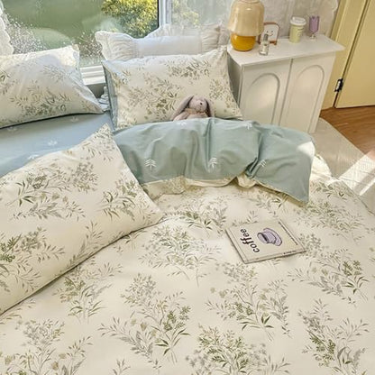 LifeTB Vintage Floral Comforter Set King, 3 Pieces Boho Floral Bedding Comforter Botanical Flowers Comforter with 2 Pillowcases, Fluffy Soft Cottagecore Bedding Set Flowers Pattern King Comforter Set