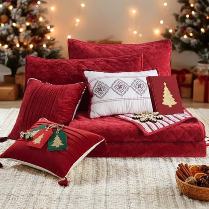 Wonderful Christmas Red Luxury Velvet Quilt Set King, 5-Piece Cotton Stripe Quilt All-Season Breathable Bedding with 2 Elegant Cushions,Versatile for Bedroom, Fit for Adults, Teens & Kids, 104"x94"