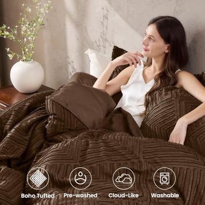JOLLYVOGUE King Size Comforter Set, Boho Tufted 3-Piece Bedding Set, Brown