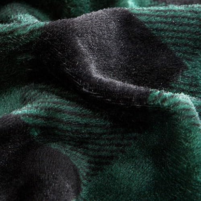 Elegant Comfort Luxuriously Soft 4-Piece Velvet Plush Flannel Sheet Set - Premium Quality -Cozy Warm, Anti-Static, Non Pilling Fuzzy Velvet Flannel Fleece Deep Pocket Sheet Set- King, Buffalo Green
