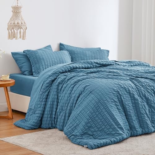 Love's cabin Seersucker Misty Blue Full Comforter Set