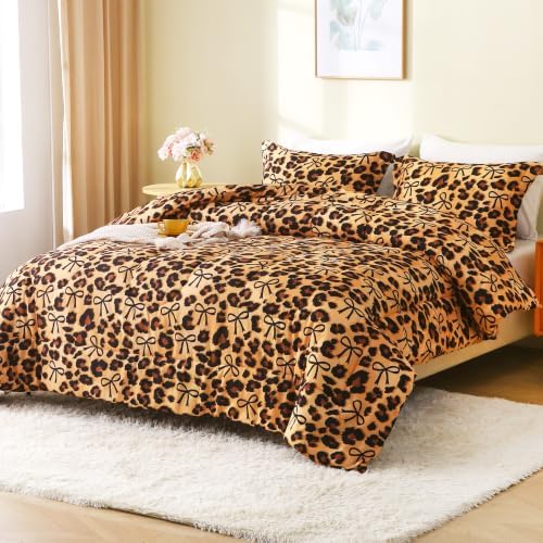 Mooreeke Twin Size Comforter Sets, Leopard Print and Bow Tie Patterned Bedding for All Seasons, 2-Piece Vintage Bed in a Bag with Fluffy Quilted Reversible Comforter & Pillow Sham