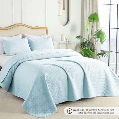 FLYMME Quilts Queen Size, Lightweight Sky Blue Bedspreads, Basket Weave Pattern,Ultra Soft Microfiber Bed Coverlet 3 Pieces for All-Season (1 Quilt, 2 Shams)