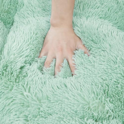 EHEYCIGA Fluffy Dog Crate Bed, Plush Extra Large Dog Pillow, Apple Green