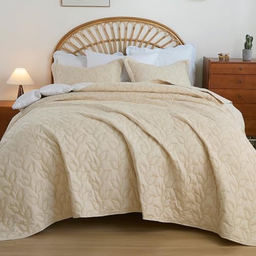 EVENHUG Quilt King Size Bedding Set with Pillow Sham Lightweight Bedspreads Coverlet Soft Reversible Bed Cover for All Season 3 Piece