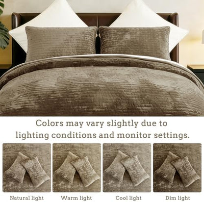 Oversized King Bedspread 120x128 Striped Soft Velvet Quilt Set