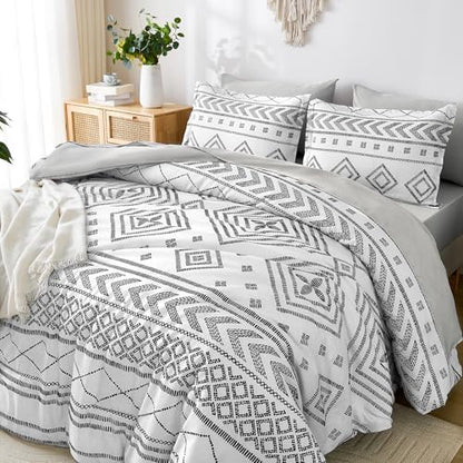 Yiran White Comforter Set King Size, Boho Aztec Comforter Bedding Set, 7 Piece Bed in a Bag King, Soft Microfiber Bohemian Striped Complete Bedding Set with Sheets for All Season