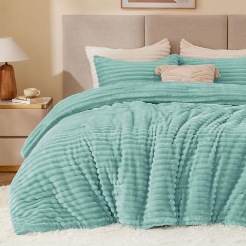 BEDELITE Fleece Queen Comforter Set, Fluffy Bed Set, Haze Blue