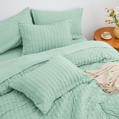 Love's cabin Seersucker Light Green Twin XL Comforter Set