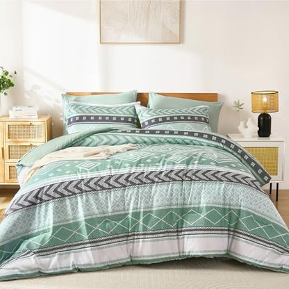 Yiran Comforter Set Queen Size, 7 Pieces Boho Aztec Bed in a Bag, Green Southwestern Bedding Sets for All Seasons, Lightweight Comforter Bed Set with Sheets, Pillowcases & Shams