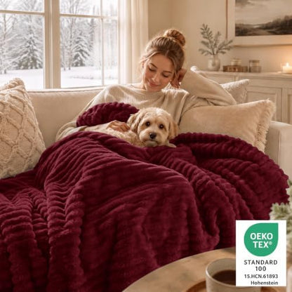 CozyLux Fleece Queen Comforter Set, 3 Piece Winter Warm Dark Red Bedding