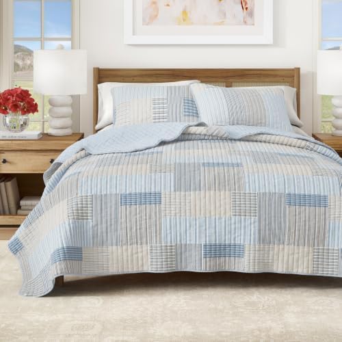 Great Bay Home Striped Quilt Set - 3-Piece King/California King Size Patchwork Bedding Set - Lightweight, All-Season, Reversible Bedspread (Blue Stripe Patchwork)