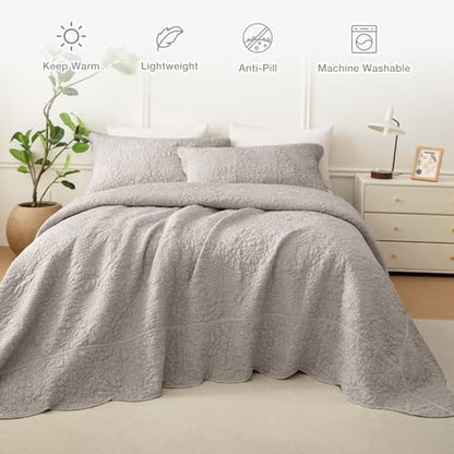 Masaca Oversized King Bedspread 128x120,Linen Colored Crinkled Oversized King Quilt 3Pcs Soft Lightweight Farmhouse Shabby Boho Stone-Washed Scallop Extra Large Quilt Coverlet Bedding Set