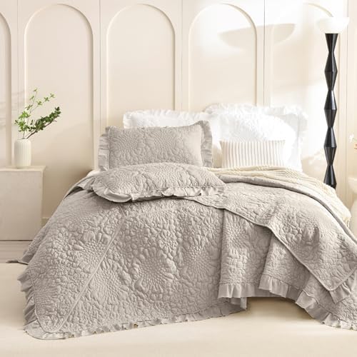 Masaca Ruffled Oversized King Bedspread 120x120,3Pcs Crinkled Extra Large Farmhouse Shabby Boho Chic King Quilt Bedding Set Linen Colored Soft Lightweight Rustic Bedspreads for All Season