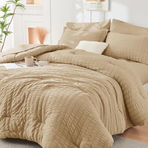 HYMOKEGE Khaki California King Comforter Set Seersucker 7 Pieces, All Season Luxury Bed in a Bag for Bedroom, Bedding Set with Comforter, Sheets, Pillowcases & Shams