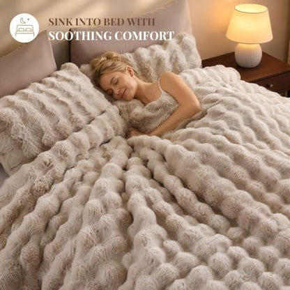Smoofy Fluffy Faux Rabbit Fur Bubble Comforter Twin Size - Linen
