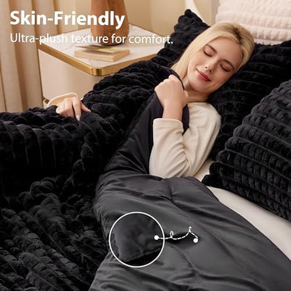 EXQ Home Fluffy Comforter Set Queen Size - Super Soft Faux Fur 3D Grid Jacquard Comforter 3 Pieces, Black Fleece Bedding Set,Winter Warm Bed Set,1 Comforter with 2 Pillowcases