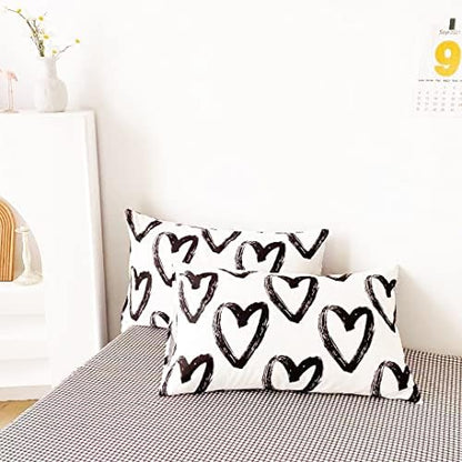 Wellboo Love Comforter Sets Cal King Black and White Heart Shaped Bedding