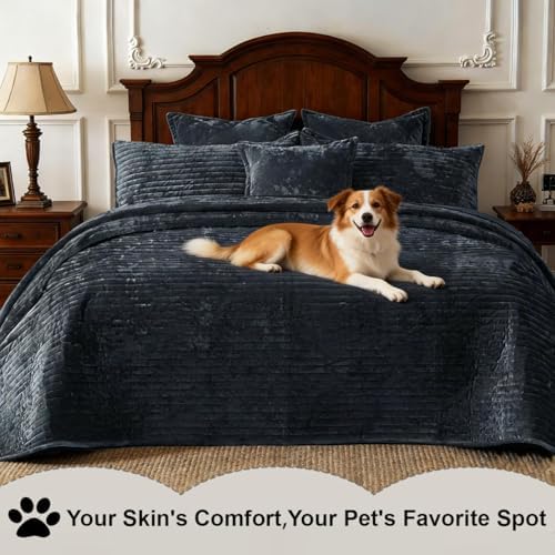 Oversized King Bedspread 120x128 Striped Soft Velvet Quilt Set